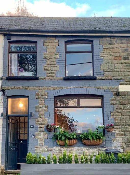 Abertillery Renovated Miner'S Cottage - Family & Dog Friendly מראה חיצוני תמונה