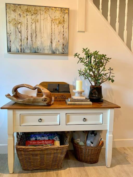 Abertillery Renovated Miner'S Cottage - Family & Dog Friendly מראה חיצוני תמונה