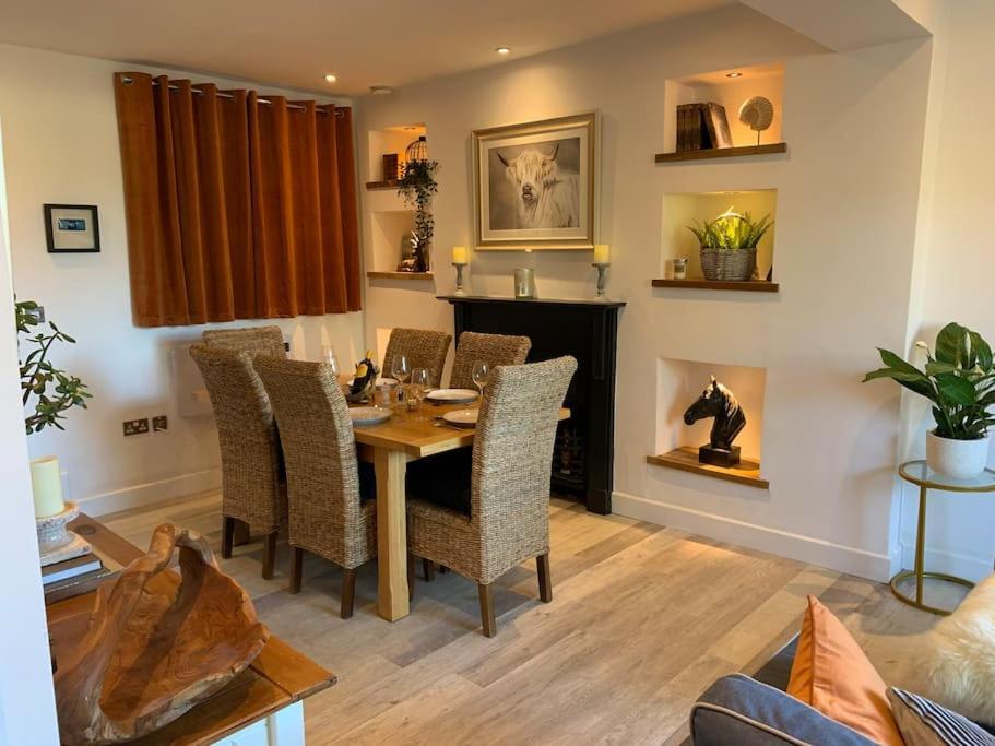 Abertillery Renovated Miner'S Cottage - Family & Dog Friendly מראה חיצוני תמונה
